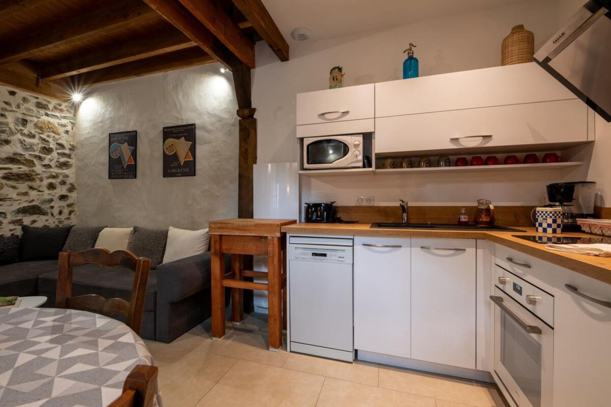 Holiday home Leon -in The Heart Of The Village Gargilesse-Dampierre