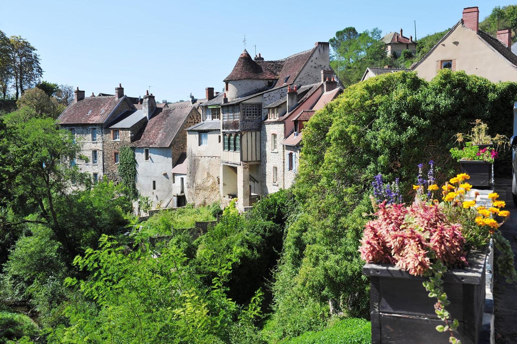 Leon -in The Heart Of The Village Holiday home Gargilesse-Dampierre